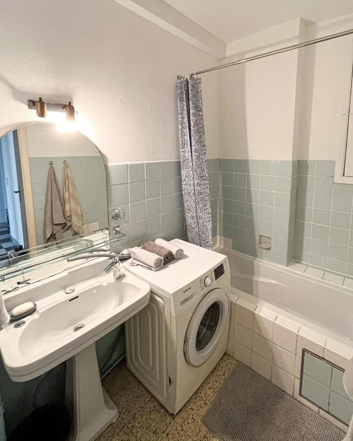 Cosy Two Bedroom Apartment In บรัสเซลส์ ภายนอก รูปภาพ
