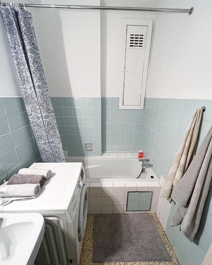 Cosy Two Bedroom Apartment In บรัสเซลส์ ภายนอก รูปภาพ